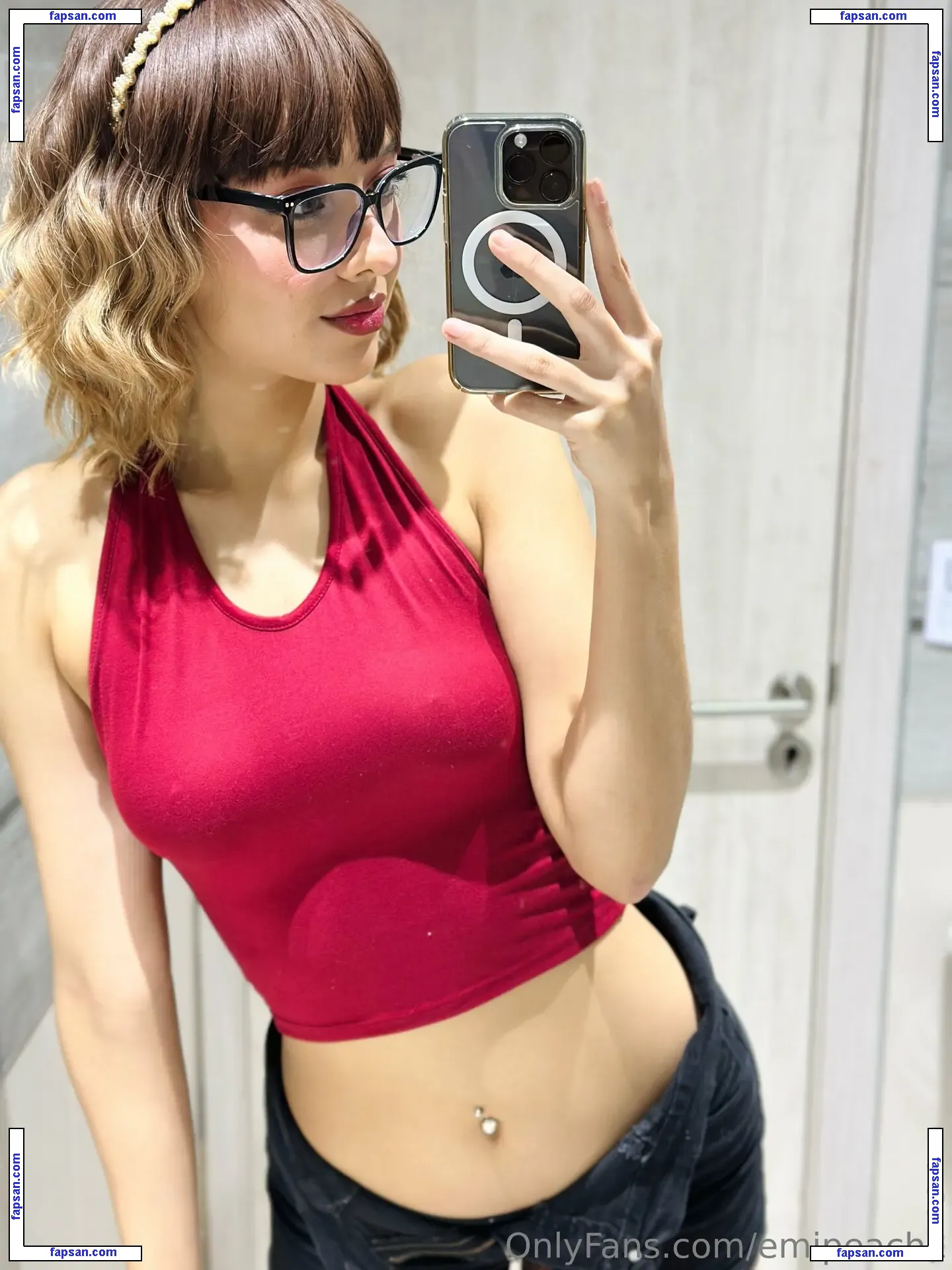 emipeach1 nude photo #0019 from OnlyFans