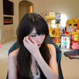 emiru.jpg голая #0003