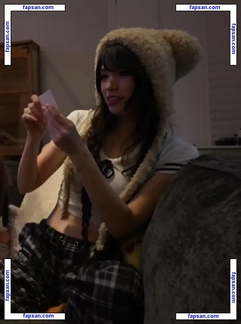 Emiru nude photo #0196 from OnlyFans