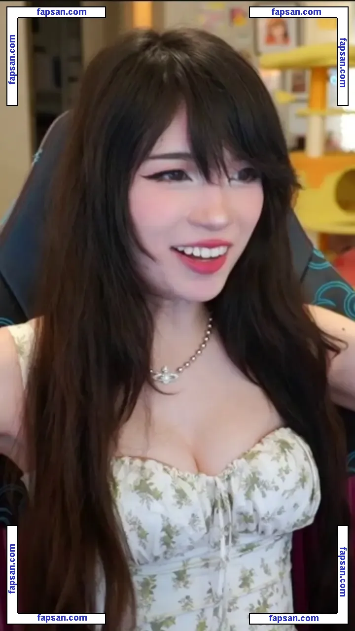 Emiru nude photo #0235 from OnlyFans