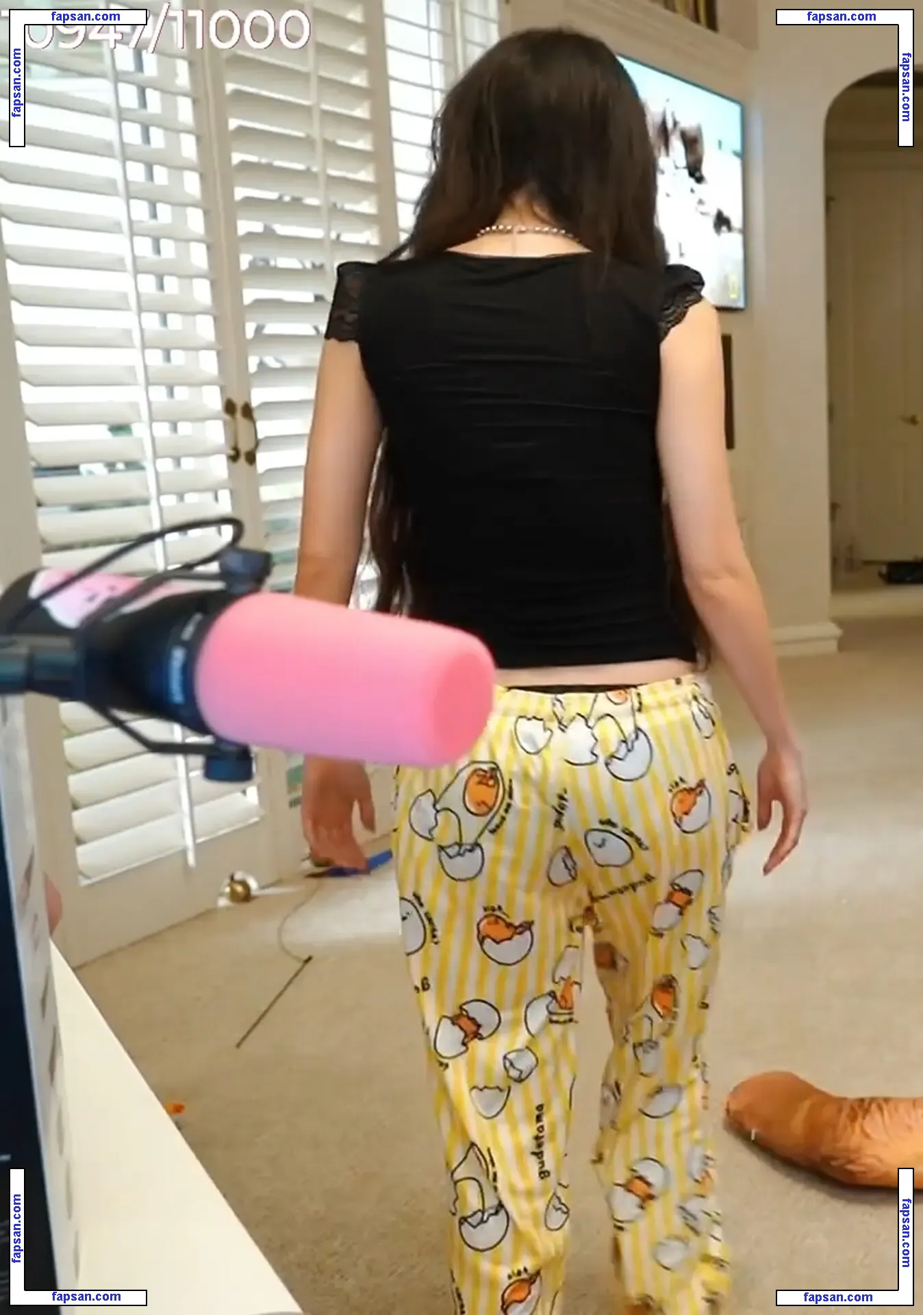 Emiru голая фото #0251 с Онлифанс