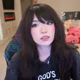 Emiru nude #0089