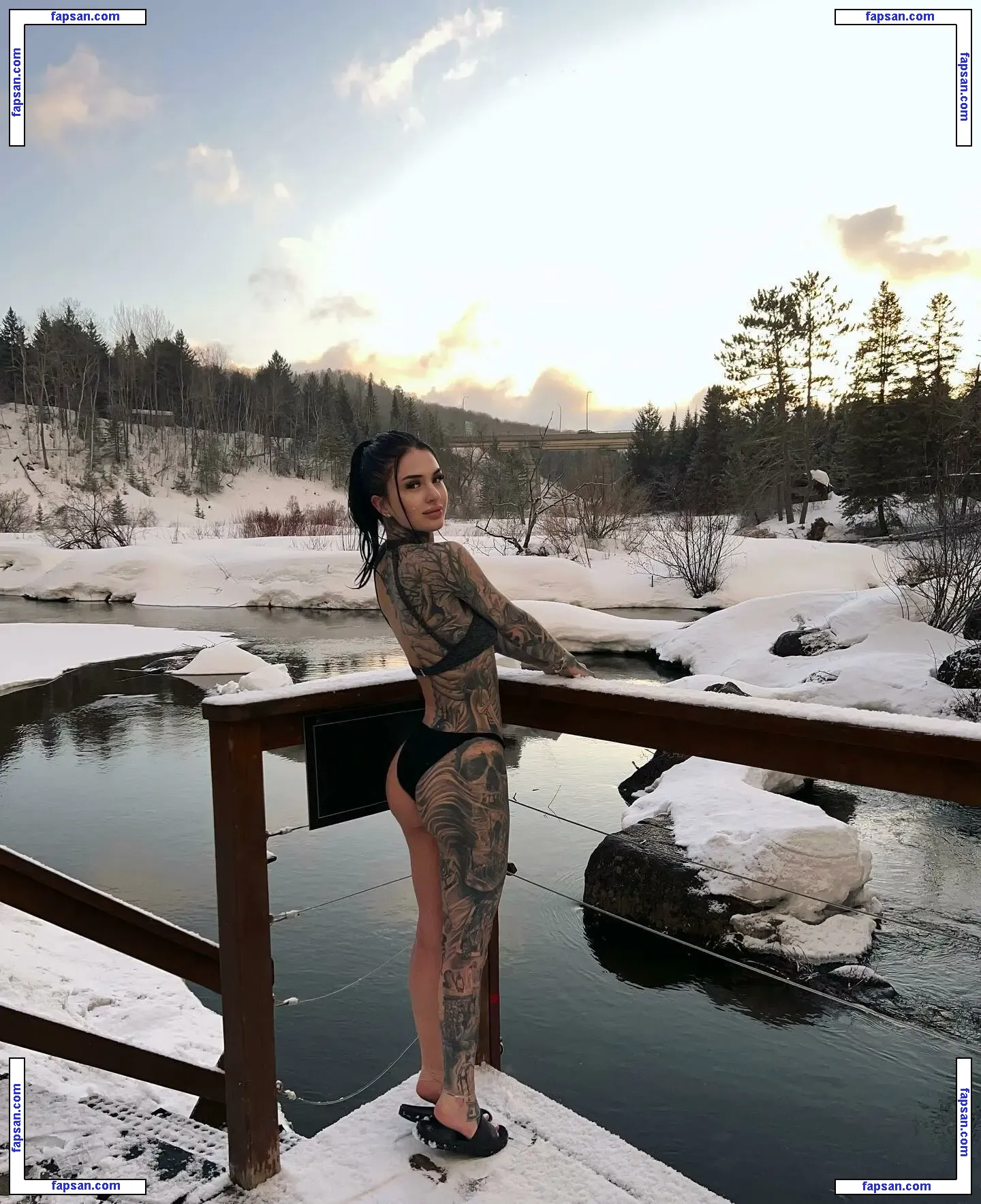 emisguilty nude photo #0004 from OnlyFans