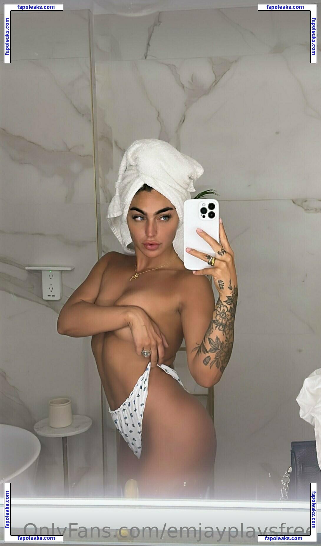 emjayplaysfree / emjayrinaudo_ nude photo #0085 from OnlyFans