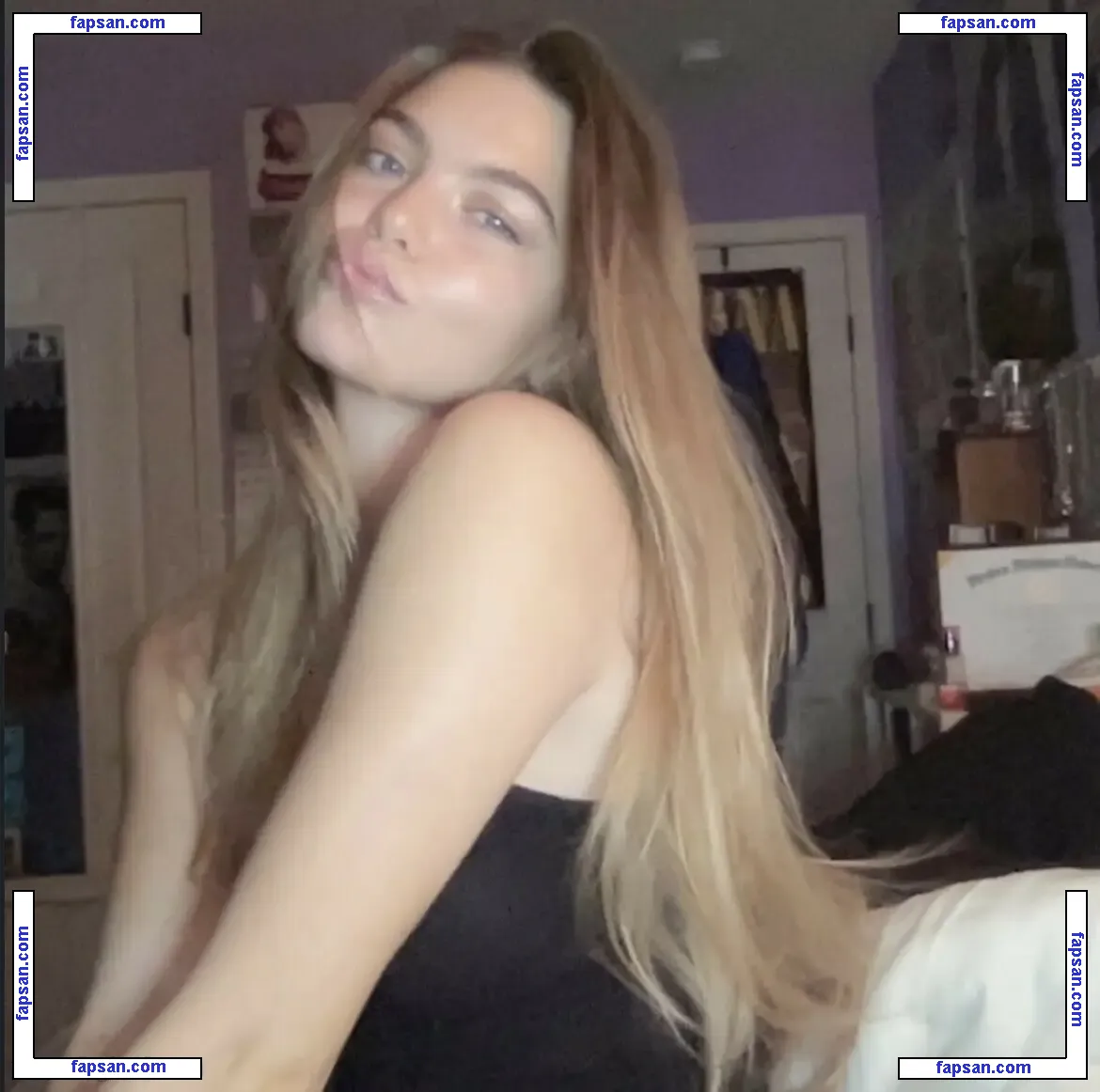 Emma Beardsley nude photo #0008 from OnlyFans