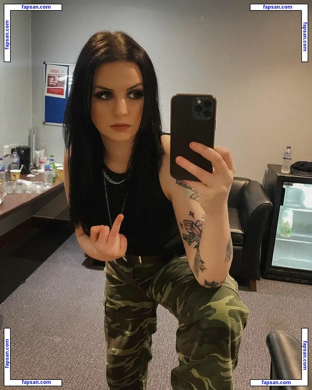 Emma Blackery nude photo #0009 from OnlyFans