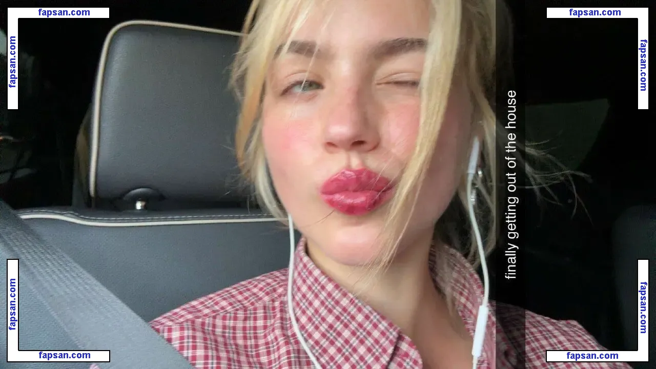 Emma Brooks nude photo #1234 from OnlyFans