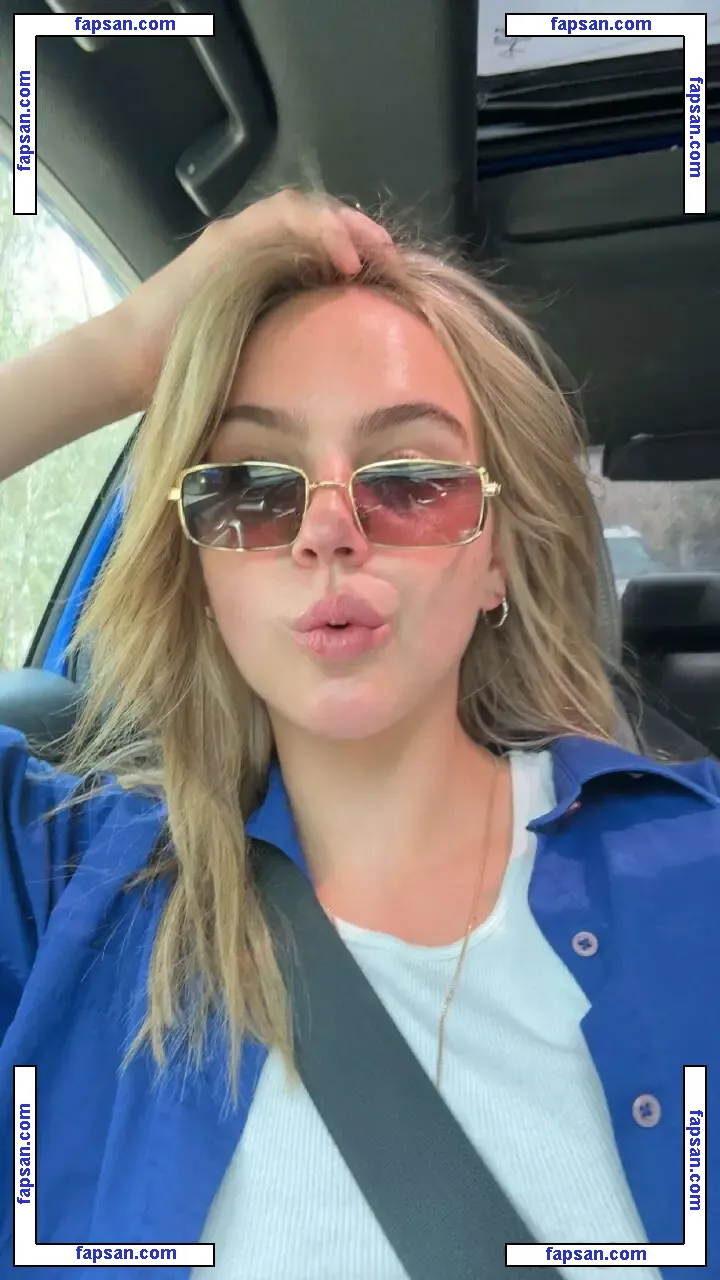 Emma Brooks nude photo #1241 from OnlyFans