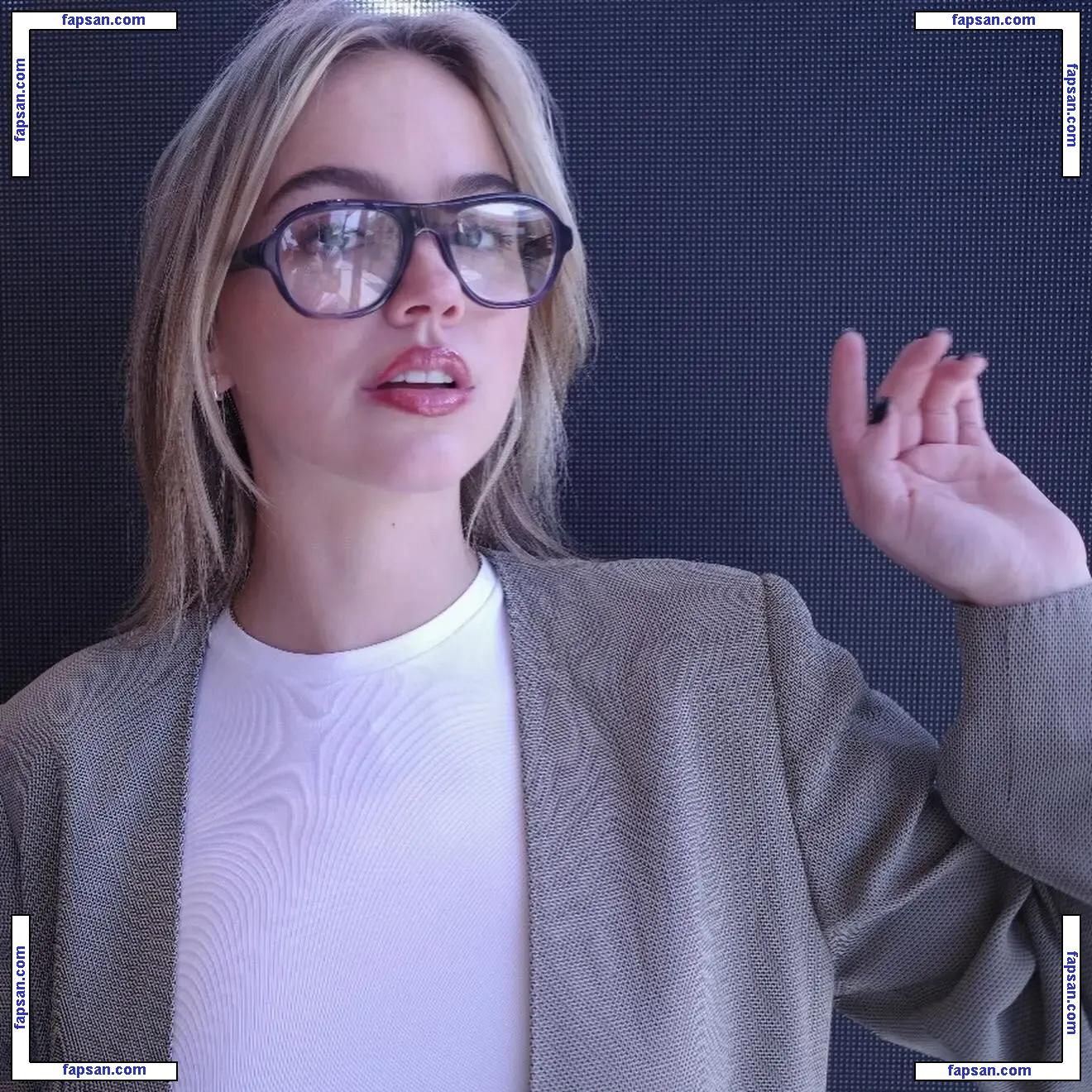 Emma Brooks nude photo #1262 from OnlyFans