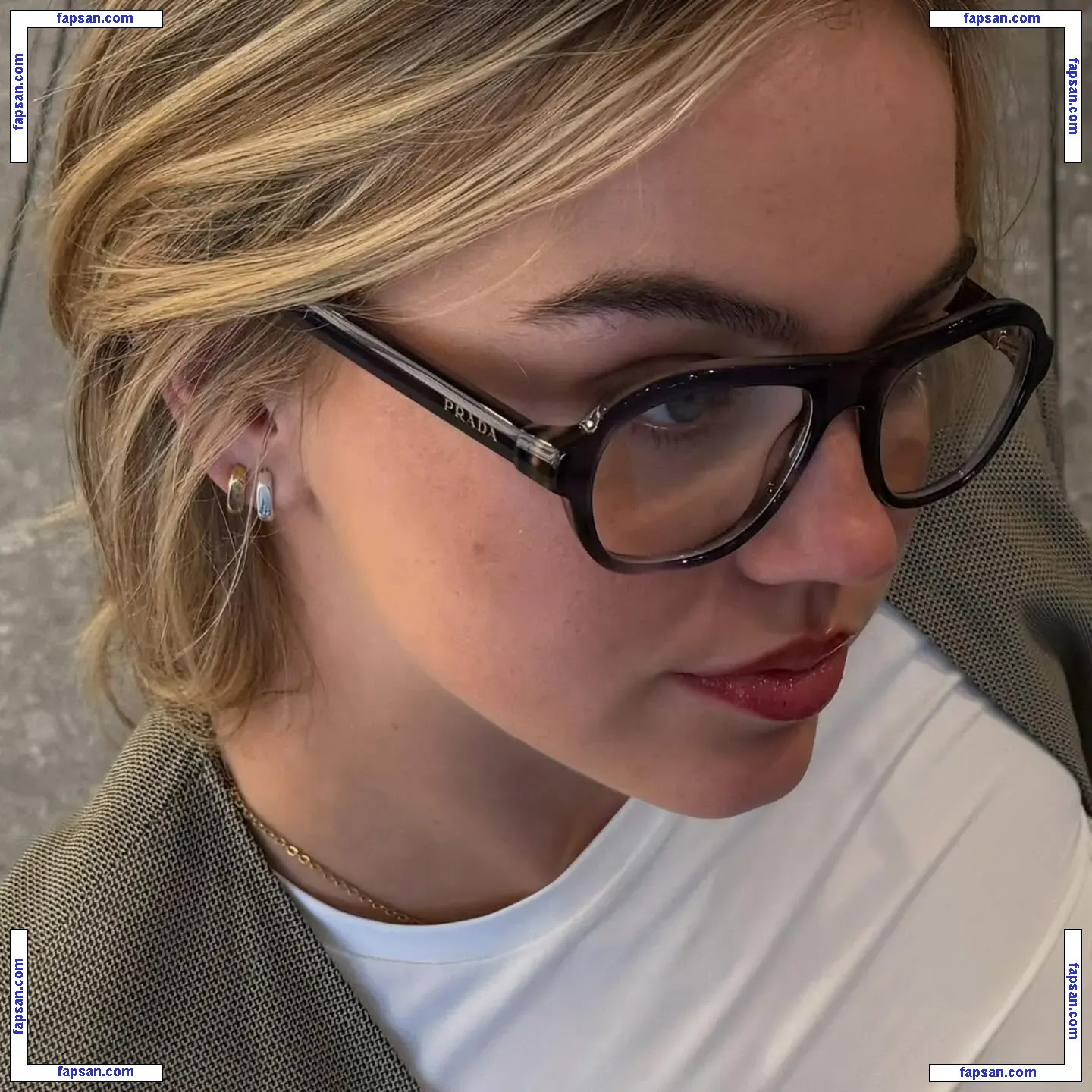 Emma Brooks nude photo #1264 from OnlyFans