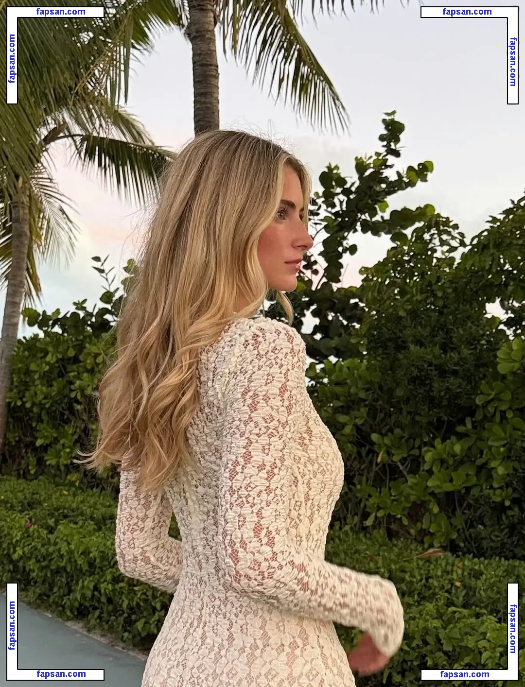 Emma Burnze nude photo #0013 from OnlyFans