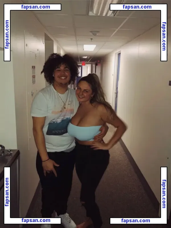 Emma Burzynski nude photo #0021 from OnlyFans