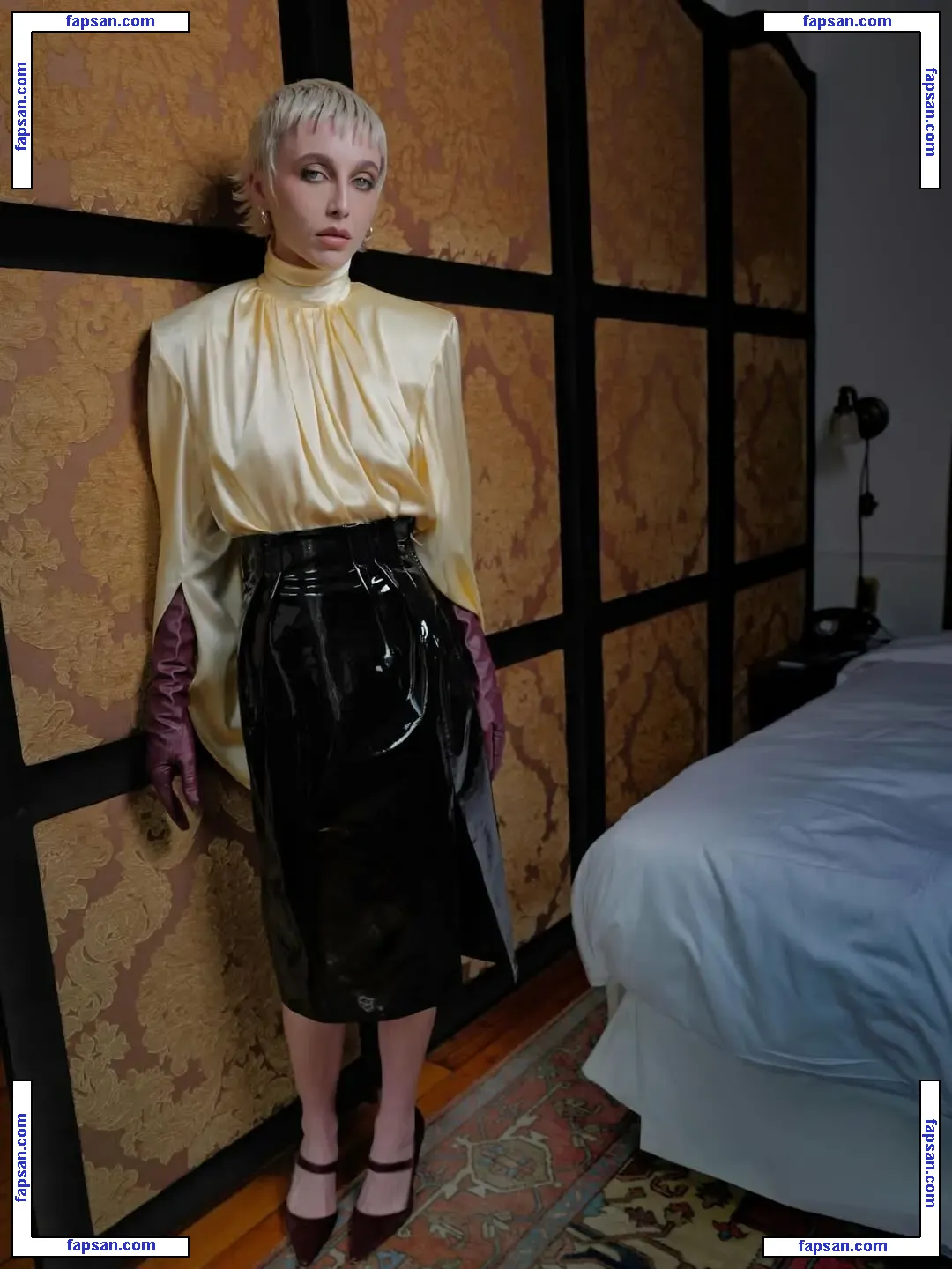 Emma Chamberlain nude photo #0364 from OnlyFans