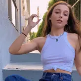 Emma Chamberlain голая #0270