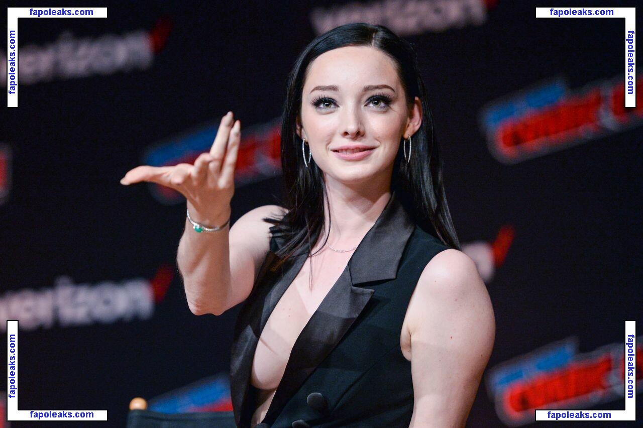 Emma Dumont / emmadumont nude photo #0101 from OnlyFans