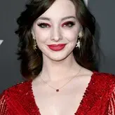 Emma Dumont голая #0099