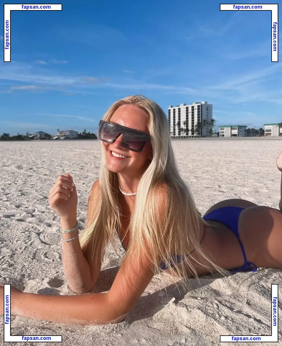 Emma Lipowitz nude photo #0002 from OnlyFans