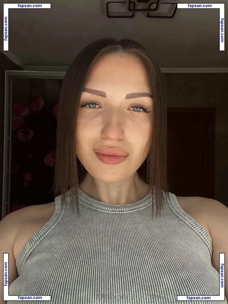 emma_love_you nude photo #0009 from OnlyFans