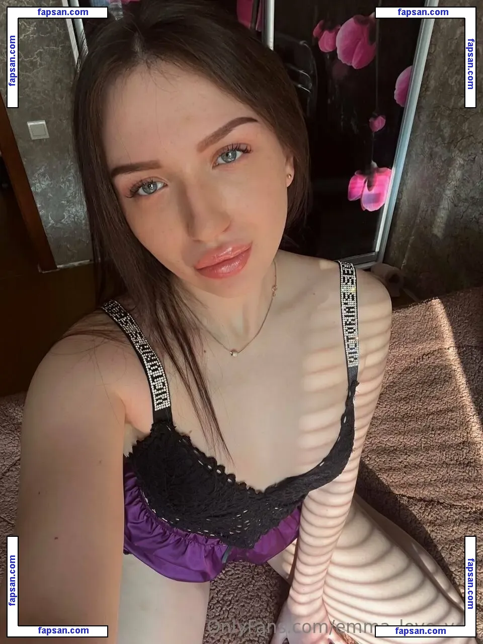 emma_love_you nude photo #0013 from OnlyFans