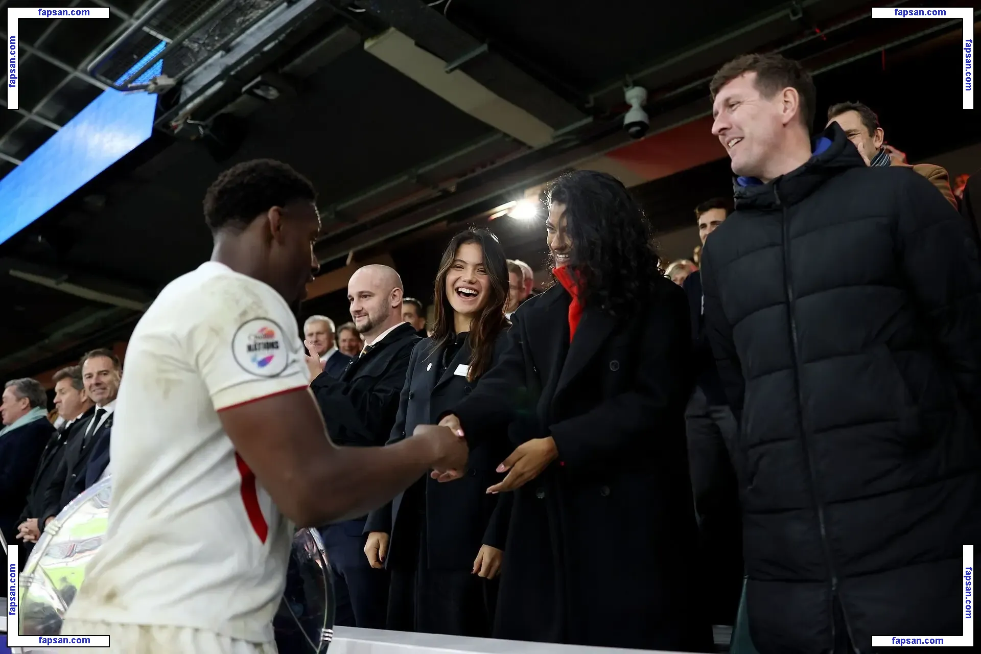 Emma Raducanu голая фото #0237 с Онлифанс