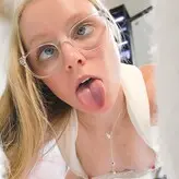 Emma Sky голая #0075