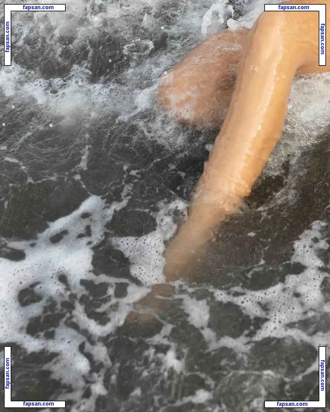 Emma Smetana nude photo #0004 from OnlyFans