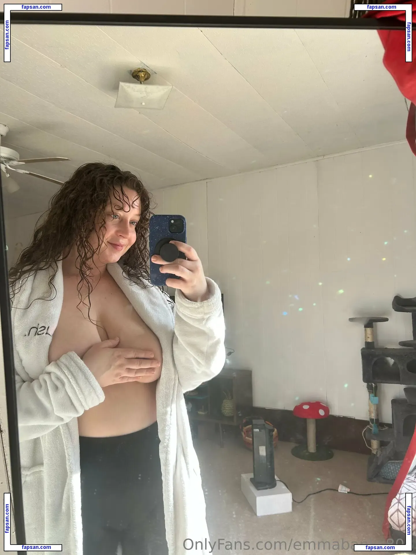 emmabanks808 nude photo #0068 from OnlyFans