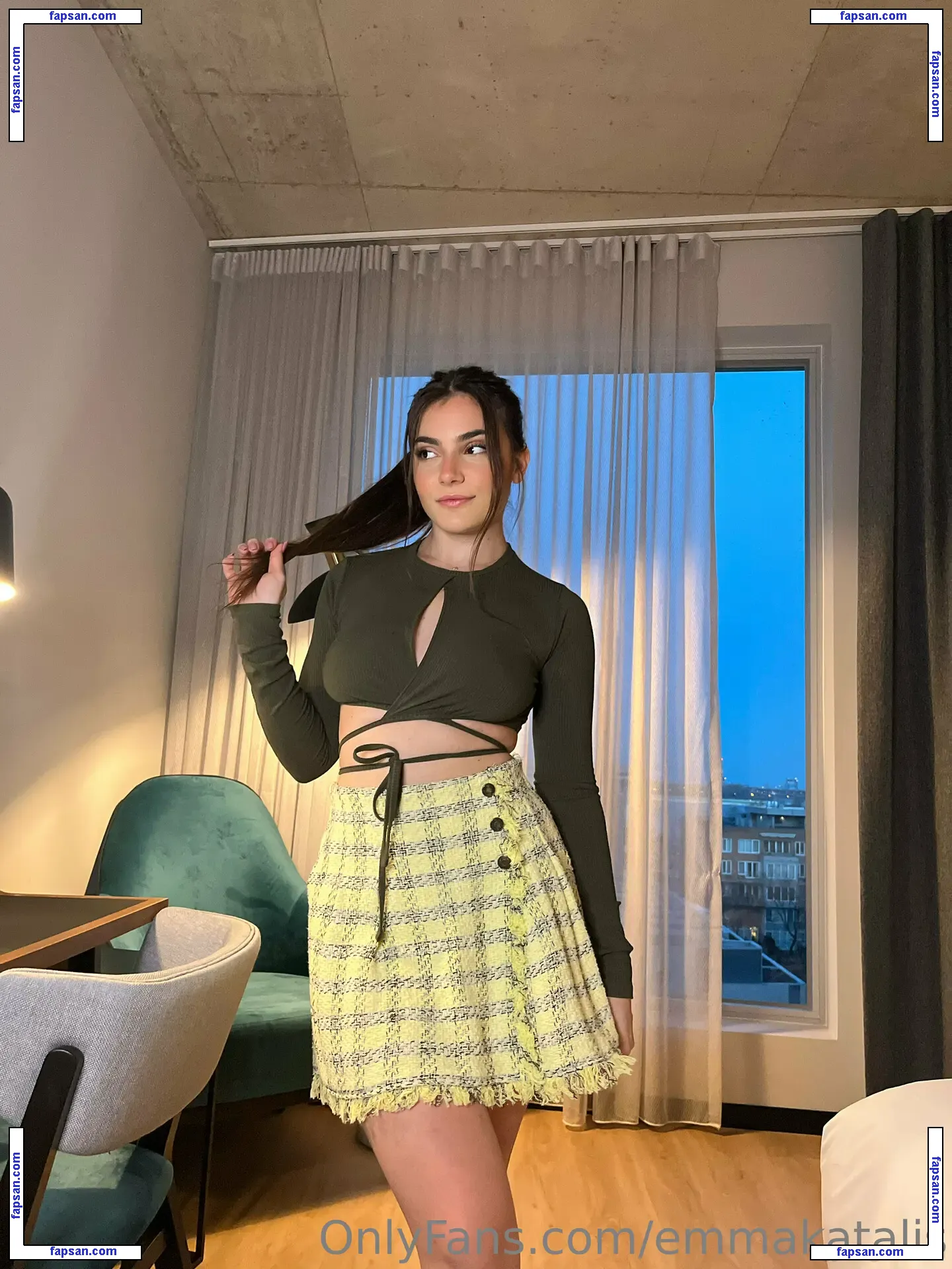 emmakatalis nude photo #0046 from OnlyFans
