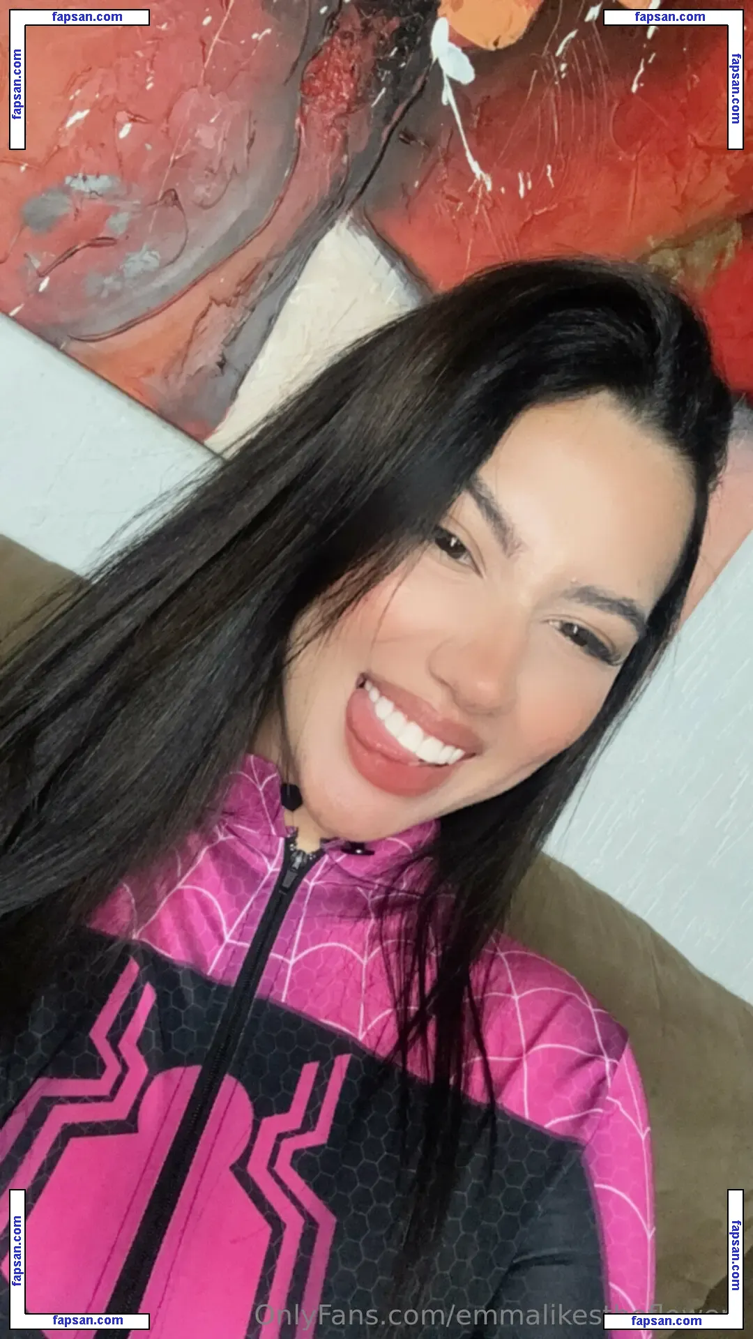 emmalikestheflowers nude photo #0012 from OnlyFans