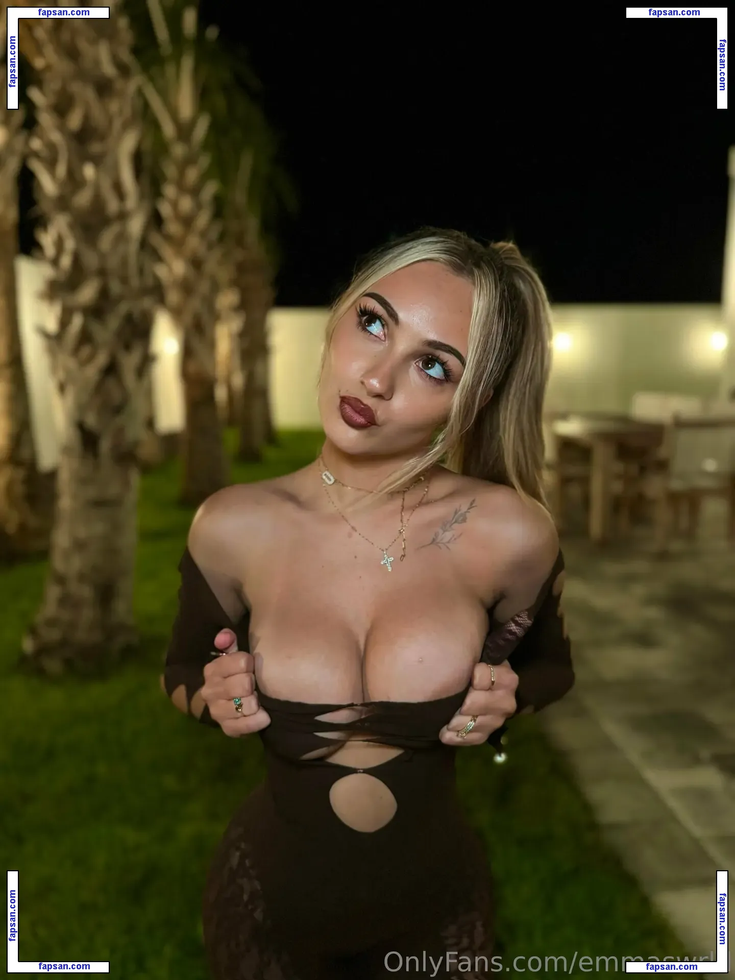 emmaswrld nude photo #0039 from OnlyFans