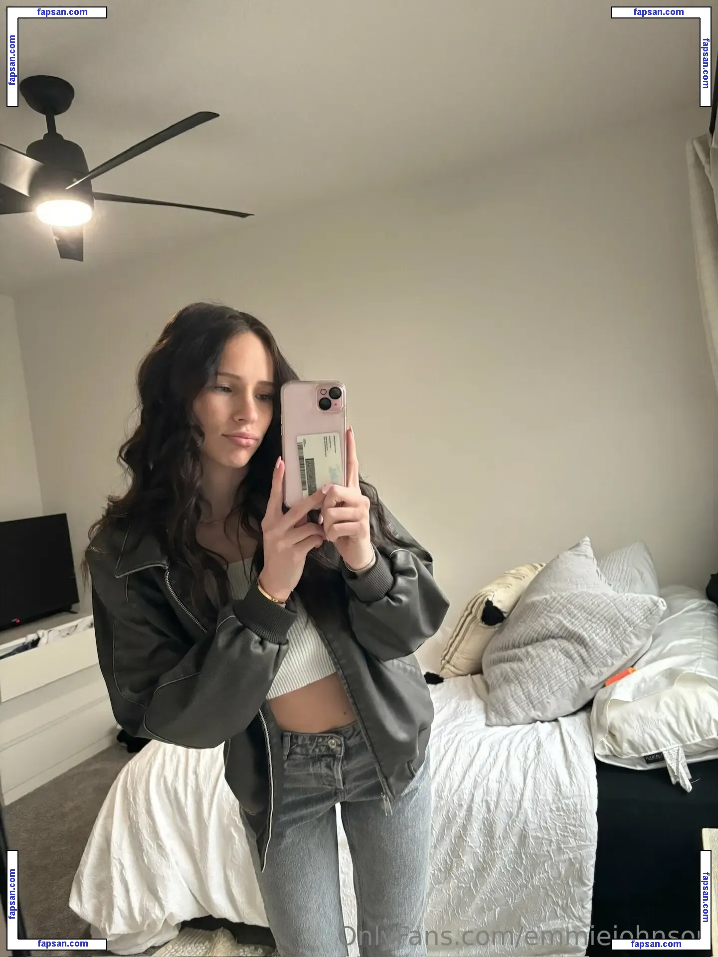 emmiejohnson nude photo #0035 from OnlyFans