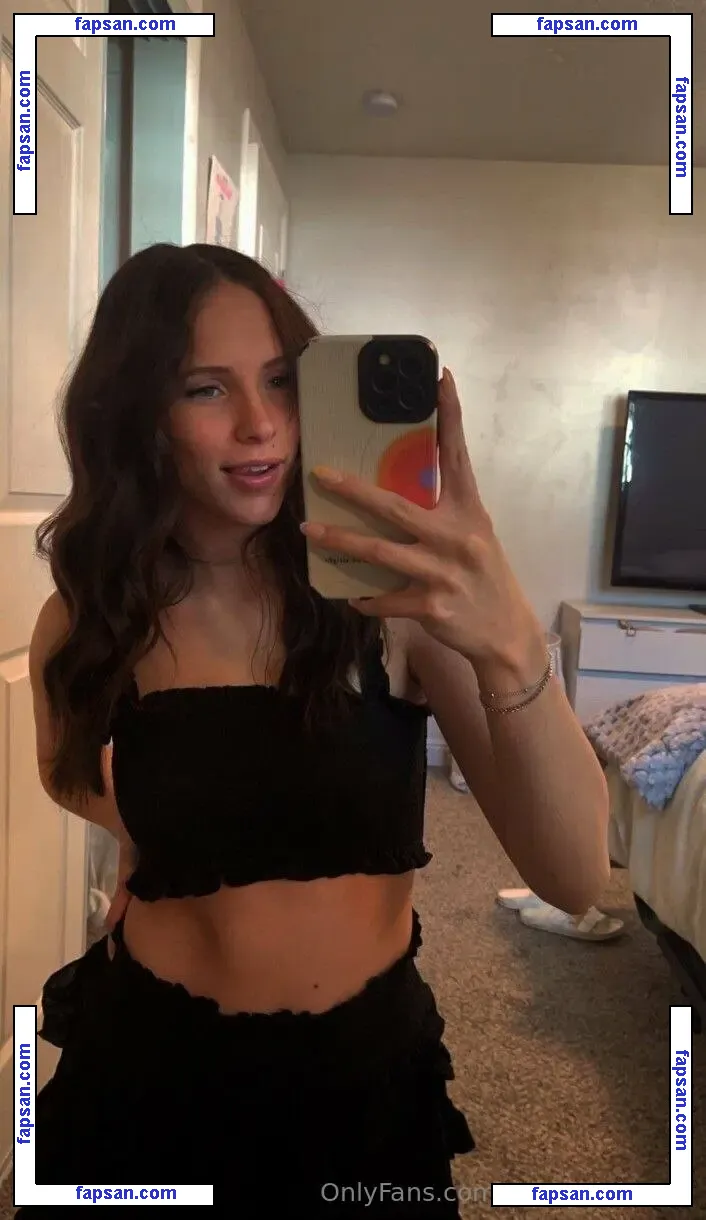 emmiejohnson nude photo #0039 from OnlyFans