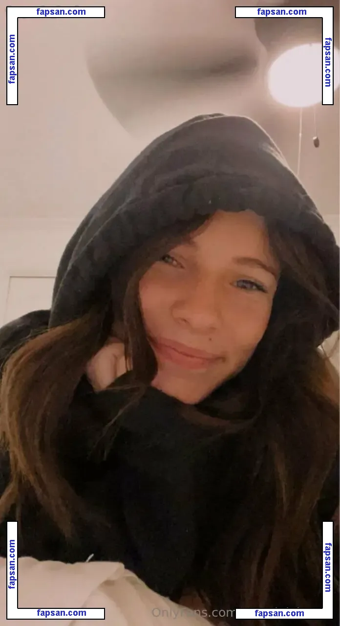 emmiejohnson nude photo #0071 from OnlyFans