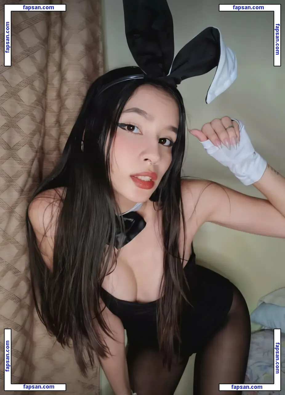 emmmas nude photo #0073 from OnlyFans