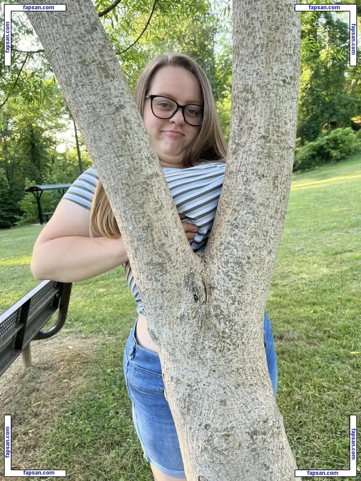 Emmybear1005 nude photo #0010 from OnlyFans