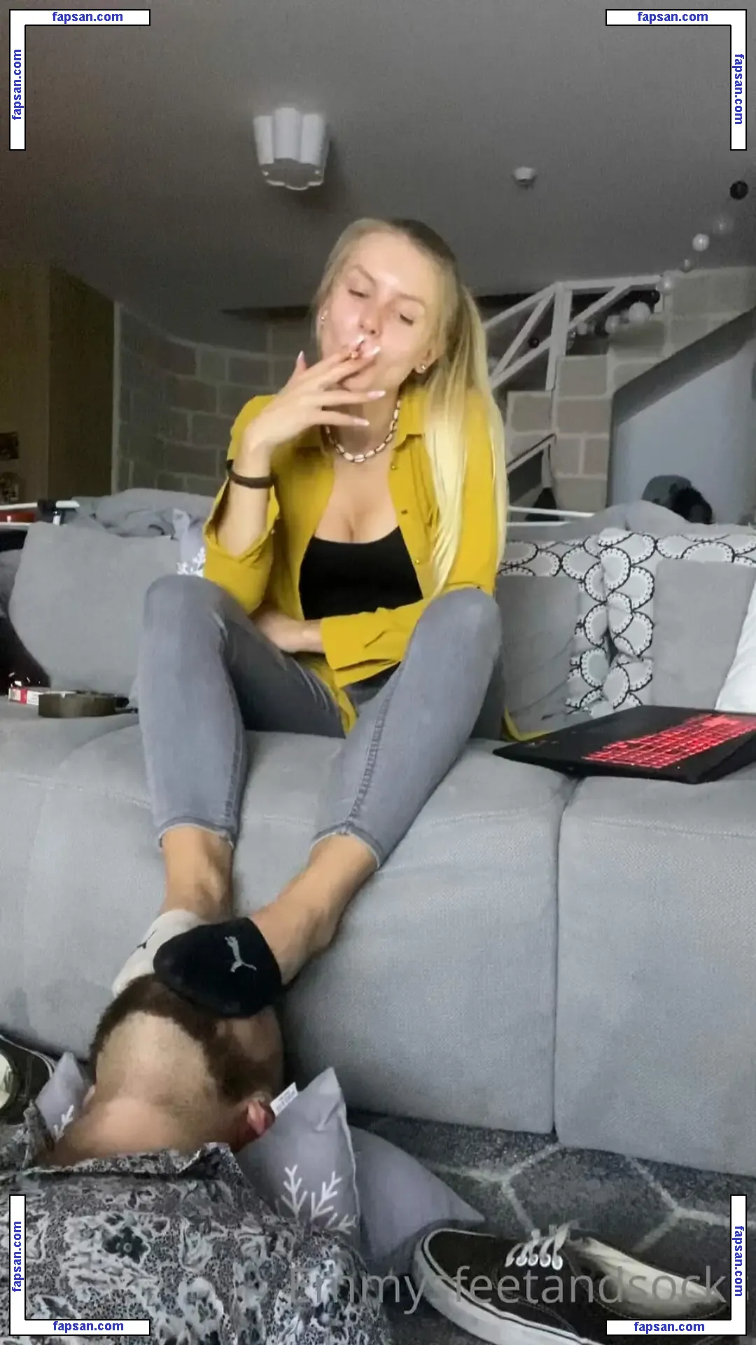Emmys Feet And Socks голая фото #0012 с Онлифанс