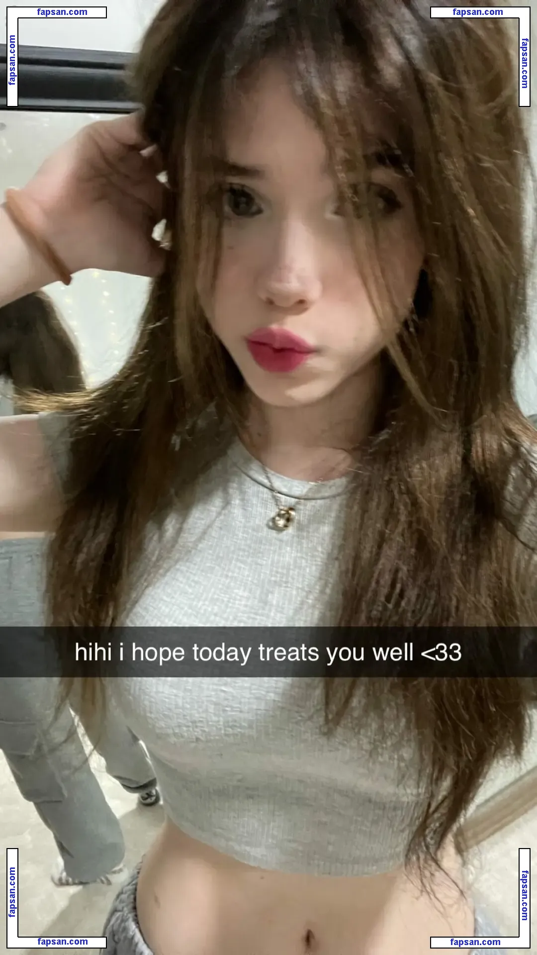 emmyuh nude photo #0036 from OnlyFans