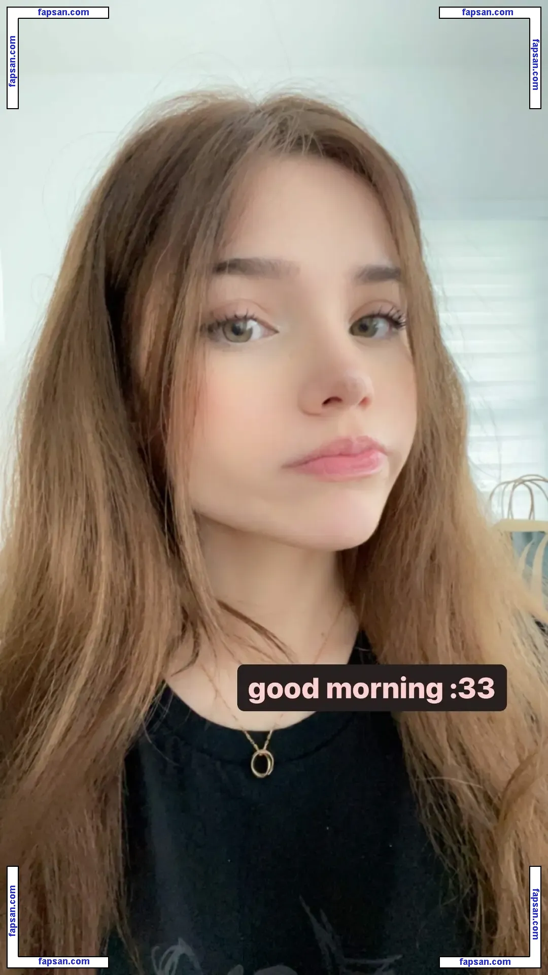emmyuh nude photo #0040 from OnlyFans