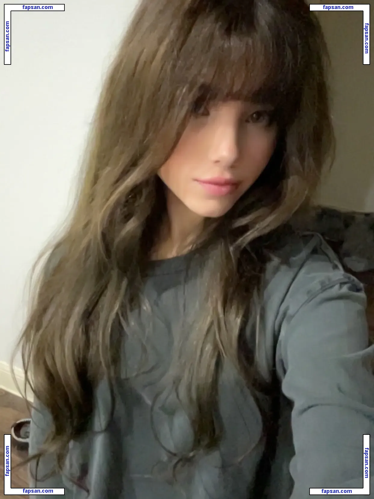 emmyuh nude photo #0095 from OnlyFans