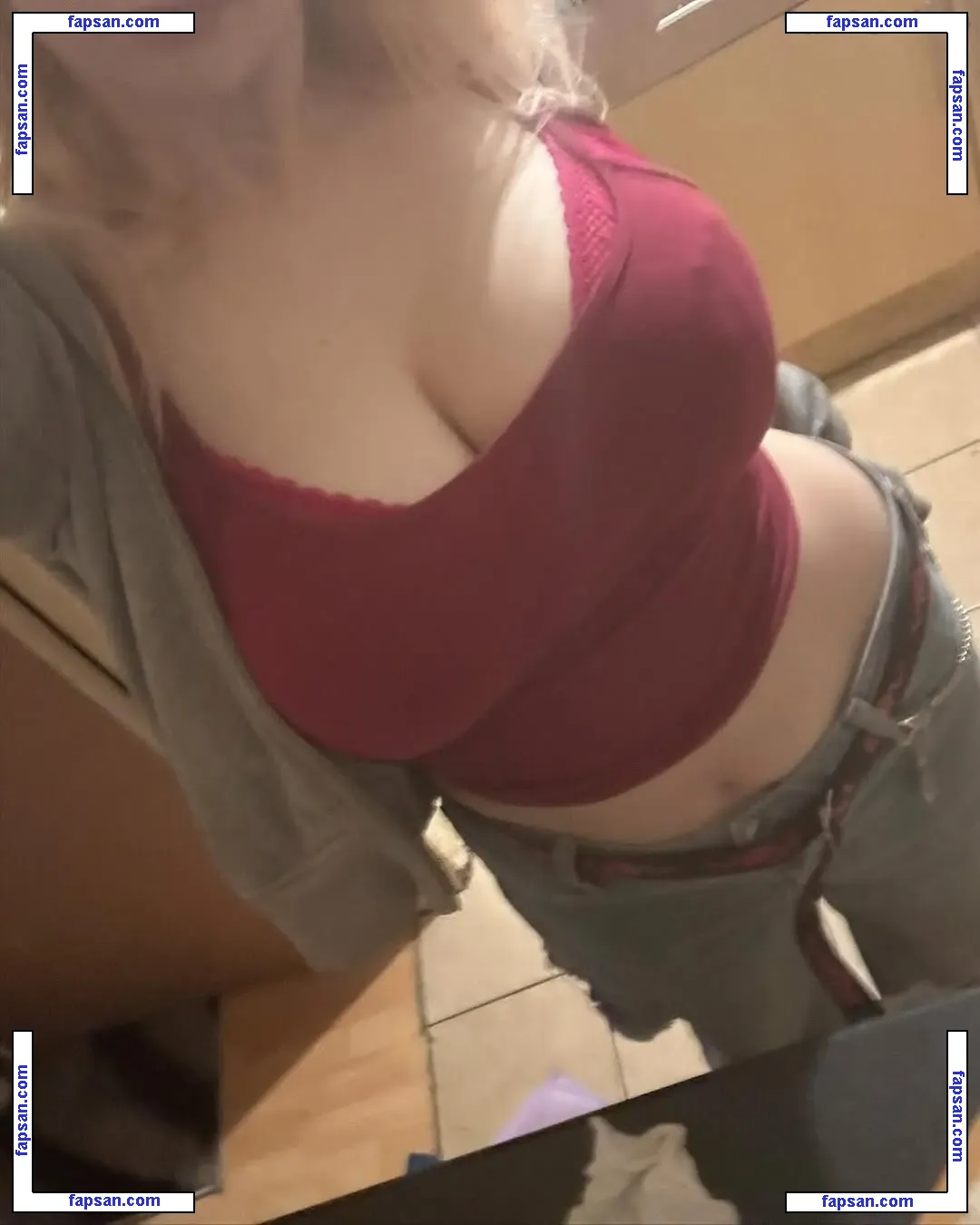 Emo голая фото #0006 с Онлифанс