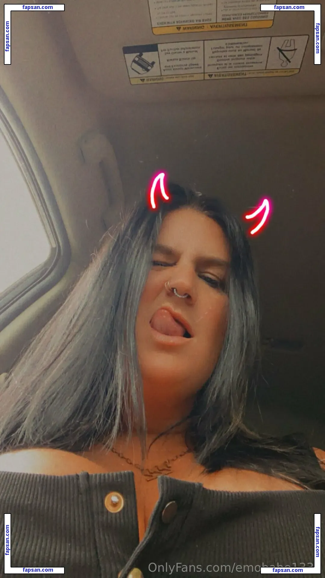 emobabe1331 nude photo #0026 from OnlyFans