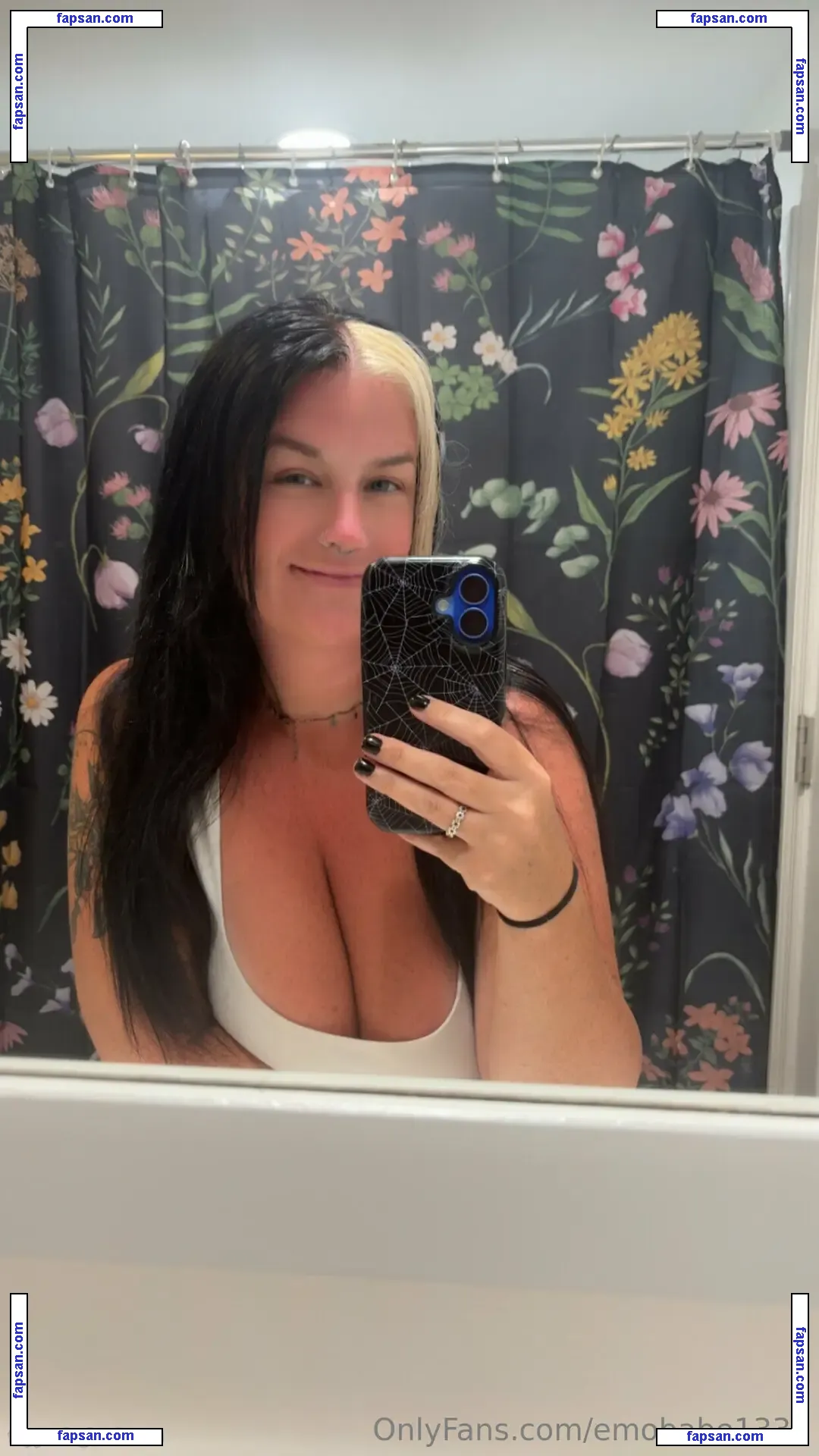 emobabe1331 nude photo #0040 from OnlyFans
