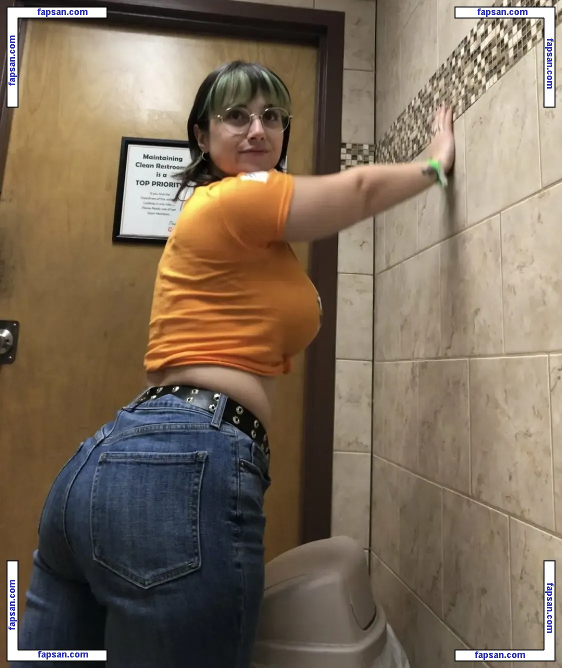 emocranberries голая фото #0038 с Онлифанс