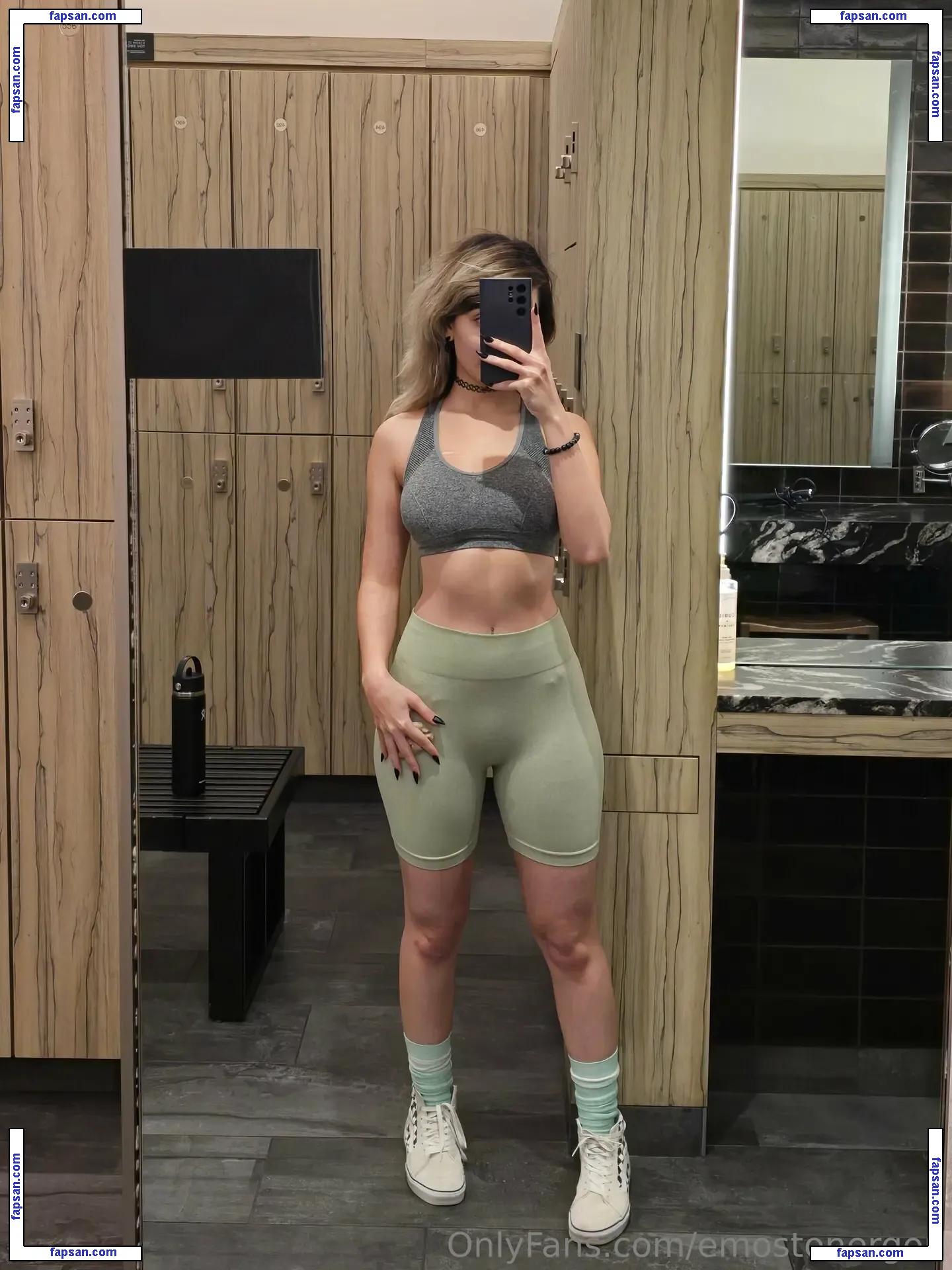 Emostonergorl nude photo #0463 from OnlyFans