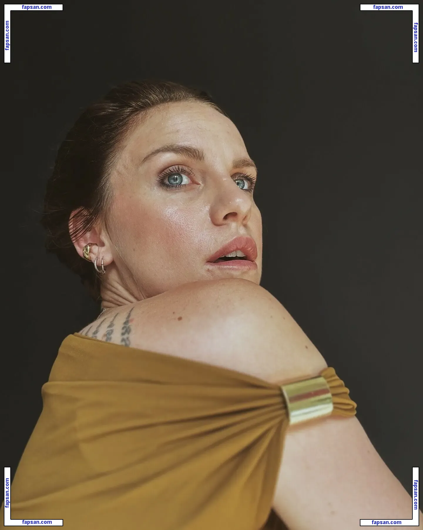 Emy LTR nude photo #0025 from OnlyFans