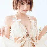 Enako nude #0397