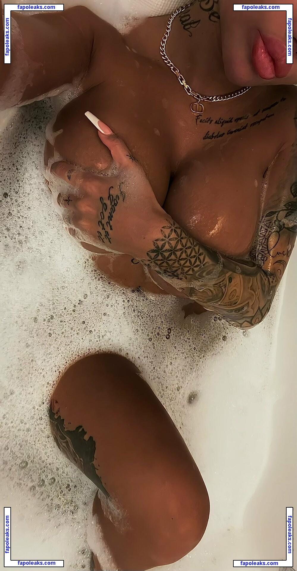 enisesudeofficial / enisesude nude photo #0002 from OnlyFans