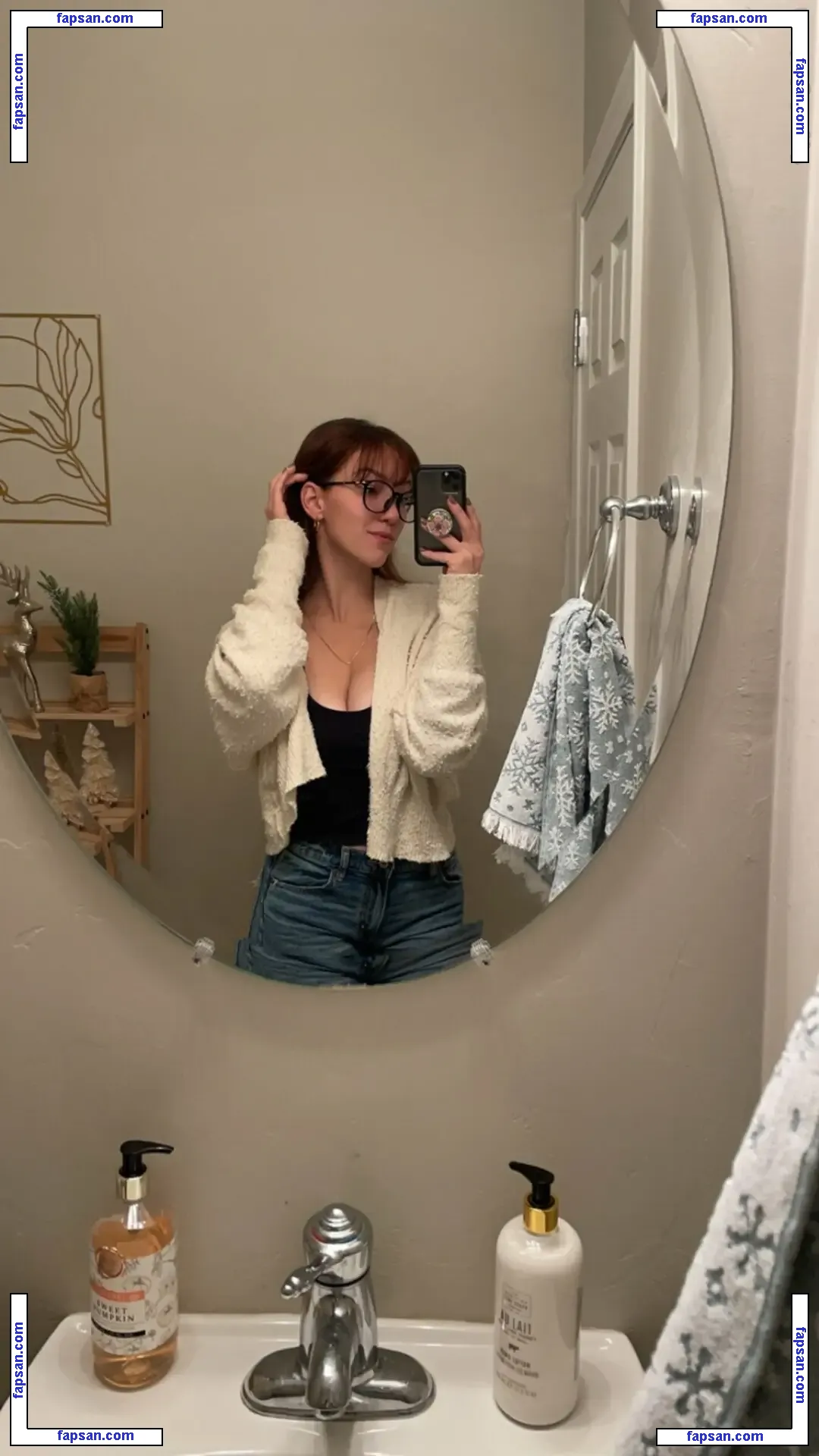 Eralia nude photo #0041 from OnlyFans