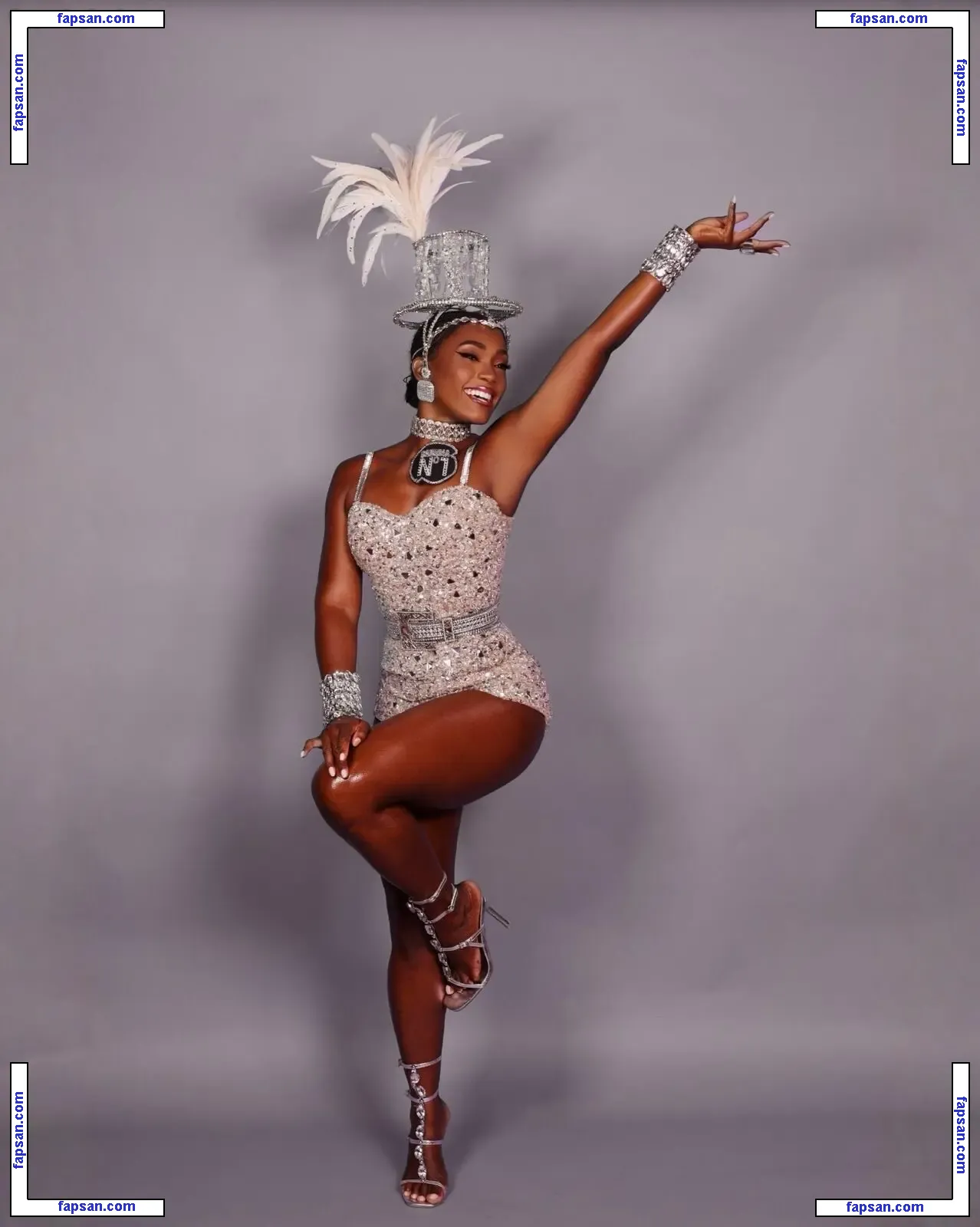 Erika Januza голая фото #0045 с Онлифанс