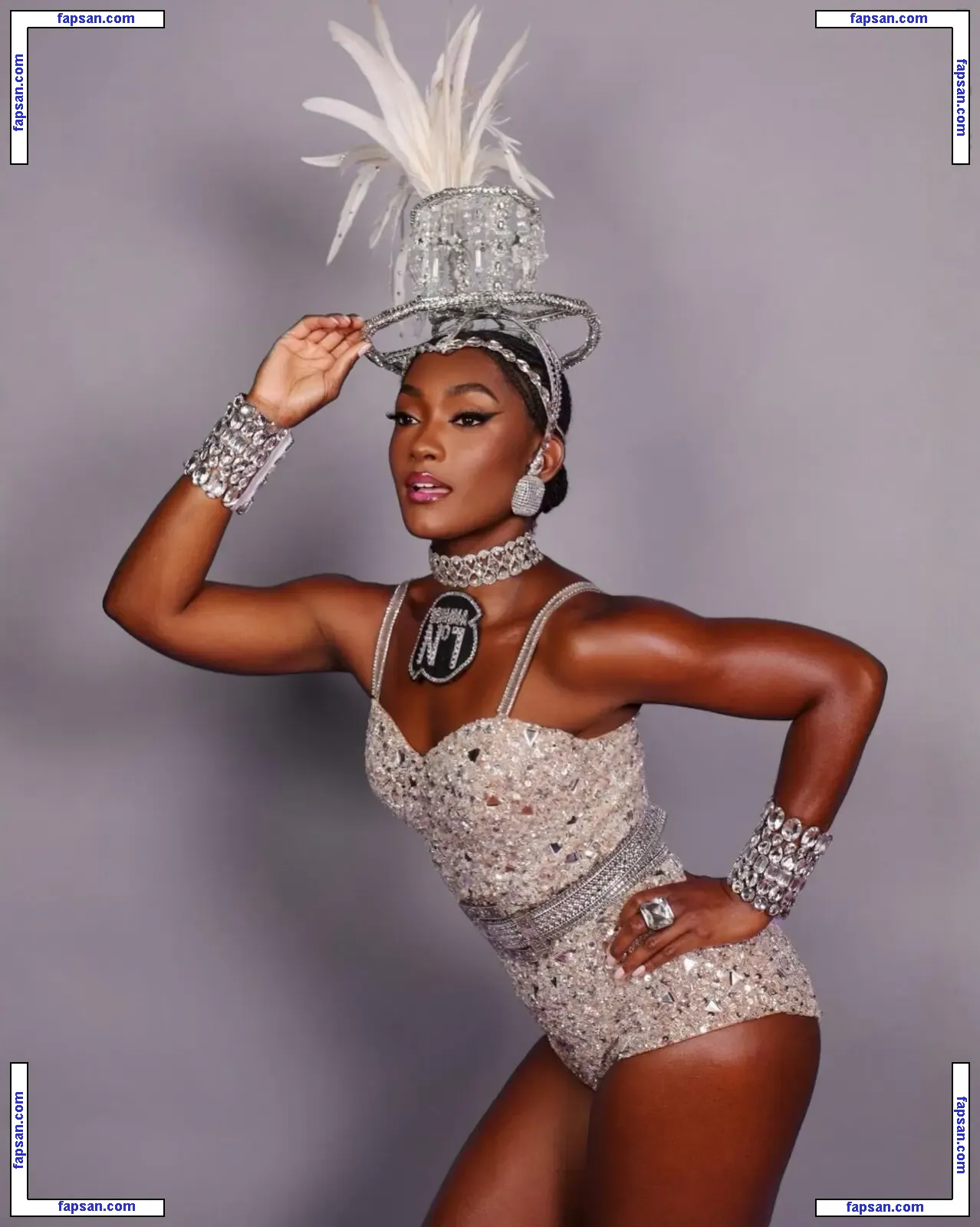 Erika Januza голая фото #0049 с Онлифанс